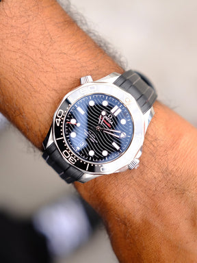 OMEGA SEAMASTER DIVER 300